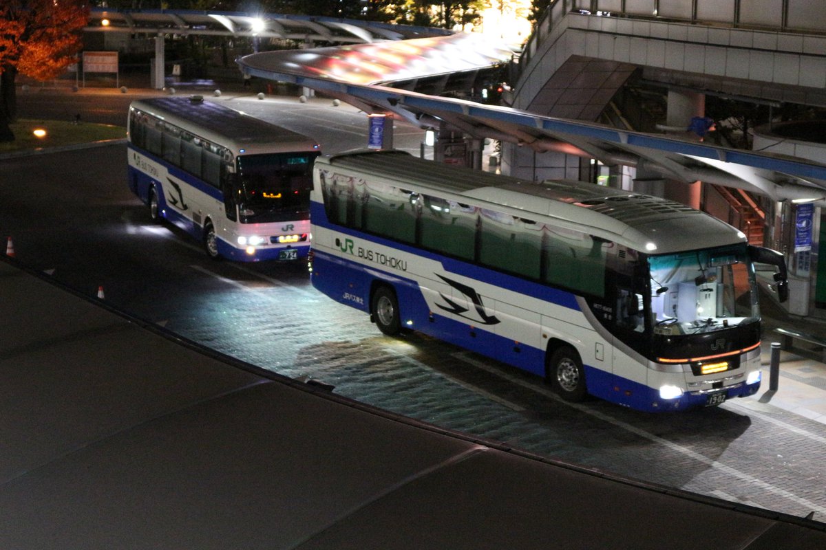 みーやん A Twitter 昨晩のjrバス東北 ドリームふくしま東京号です H677 のセレガはテールランプがすべてled化されておりカスタムされています 郡山駅では2号車のエアロバスが先に東京駅へ出発していきました Jrバス東北