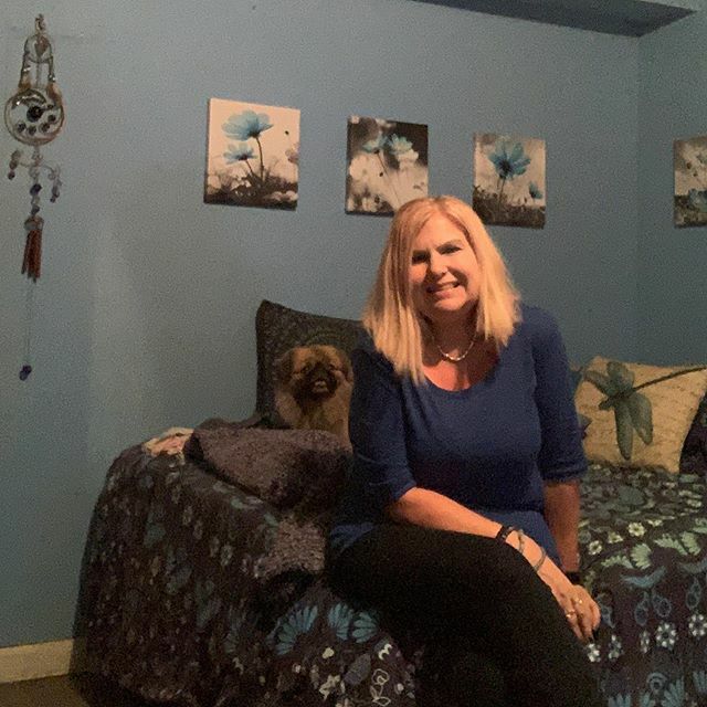 dawningdolphins's tweet photo. Mulan and me! 💙🐶#photobomb #pekingese #mypeke #furbaby #me #bluebedroom #pekingeseofinstagram #family https://t.co/tWPRIjtSPJ https://t.co/a1rZmZU5LJ
