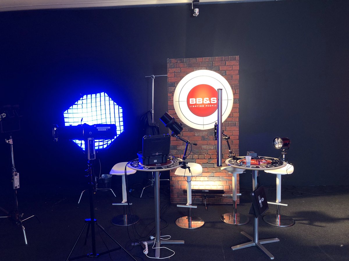 BBS_Lighting's tweet image. Setting up our lighting test space at Light!Room. Besides from our BB&amp;amp;S Lights, you can test DoPchoice, The Light Bridge CRLS and Gaffers Controll products. 

Thanks to The Light Bridge for arranging all this

Visit us at Centre for Contemporary Art in Torun
Monday-Friday 11-16