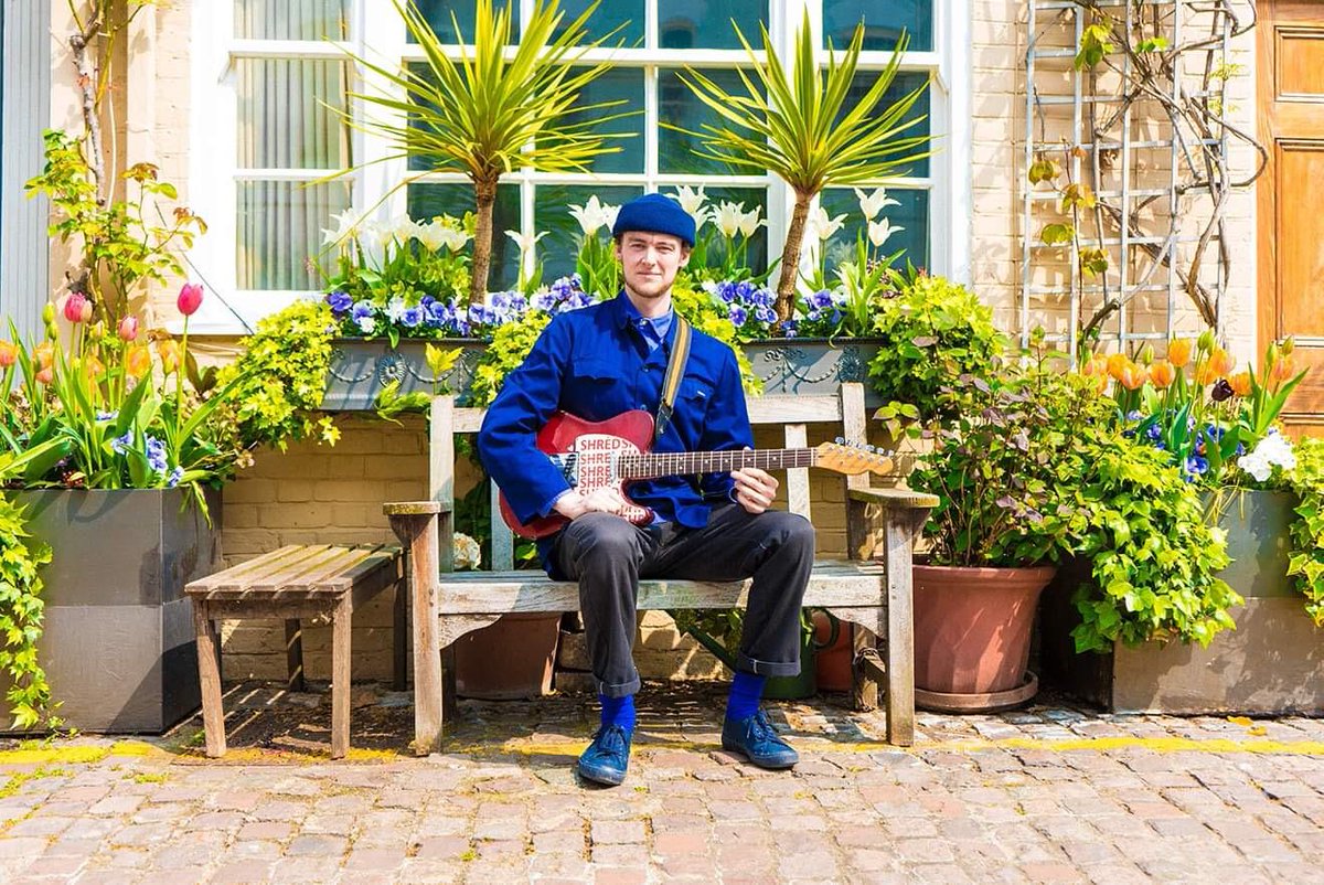 TheVanbrugh's tweet photo. Don't forget to join us for Sunday Night Live at @TheVanbrugh tonight from 6:30pm with James Beau Barclay 
#sundaynightlive #jamesbeaubarclay #pubbands #livemusic #thevanbrugh #greenwich https://t.co/9pPghZPglH