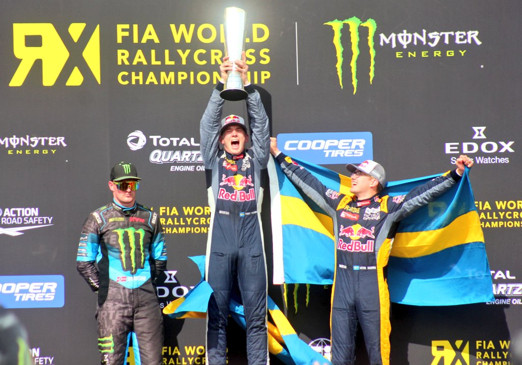 Boostsafrica's tweet photo. Your 2019 @FIAWorldRX champion is @Timmy_Hansen
Thanks to @TotalSAfrica for all their hospitality this weekend. The racing and company was top notch.
#SpotRobotQuartz #Rallycross #TotalSA
#WorldRX #CapeTownRX #Boostsa #CapeTown #Racing #RallyX #Ad https://t.co/1Aw4Kc3G4s