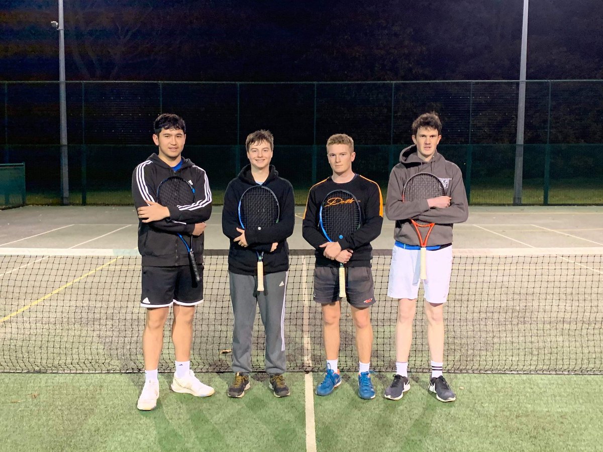 UEATennis's tweet image. Yesterday was the start of the #Fast4 season! 🎾 This format allows players to play quicker matches 🏃‍♂️ 

UEA A played against UEA B with a 4-8 win to UEA B. 🎉

Contact Alex Lee of Steph Corbyn to get involved 🙌 

@UnionUEA @ueasport #unitennis #UEATennis