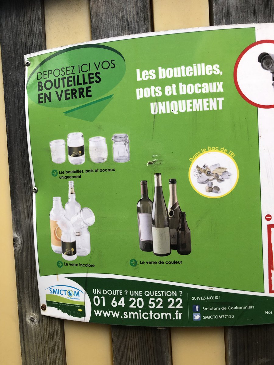 77pat66's tweet photo. Comment améliorer le #recyclage ?
Simplifier les choses est indispensable parce qu’accepter un pot de confiture mais pas un pot de moutarde c’est 🤪🤪🤪#smitom #dechets https://t.co/N4imlZTDry