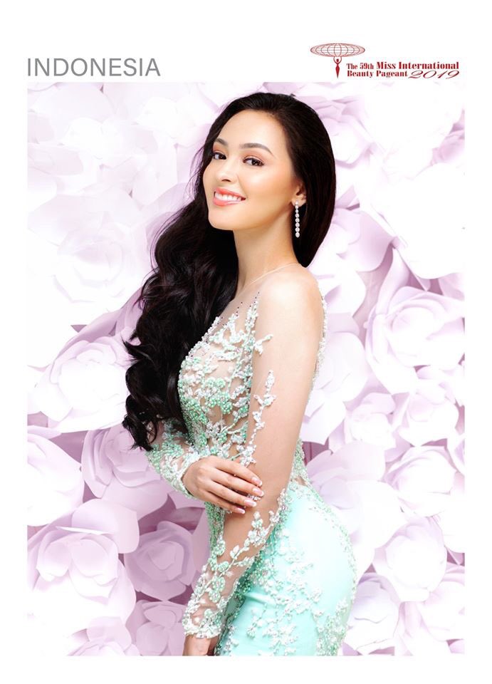 MissInterOrg's tweet photo. Who do you think should win #MissInternationalPhotogenic at the conclusion of the #59thMissInternational?  Show your support by retweeting your favorite delegate’s photo!  Final gala will be aired via @HikariTV on Nov 12th! https://t.co/0JIrh6mp6u