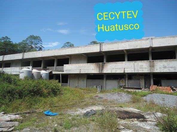 JesusramonsJr's tweet photo. @CuitlahuacGJ @ZenyazenEscobar @ManuelHuertaLdG @SEducacionVer @SEP_mx @CobaevVeracruz @IVEA_VERACRUZ @RosalindaXalapa @epigmenioibarra @martibatres @papertustra Pues confiamos en que sus intenciones se vean reflejadas en la culminación de esta obra que ya tiene 3 administraciones y sigue igual. @CuitlahuacGJ @ZenyazenEscobar https://t.co/Z1F8lVcKOj