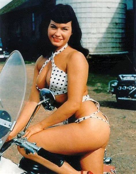 Your ride is here 🏍🔥Happy Sunday, y&rsquo;all! 😘 . #bettiepage #pinupqueen #motorcycle #1950s #pinups https://t<a href="/tag/bettiepage"class="tags">#bettiepage</a><a href="/tag/motorcycle"class="tags"><span>#motorcycle</span></a><a href="/tag/1950s"class="tags"><span>#1950s</span></a><a href="/tag/pinups"class="tags"><span>#pinups</span></a><a href="/tag/pinupqueen"class="tags"><span>#pinupqueen</span></a>