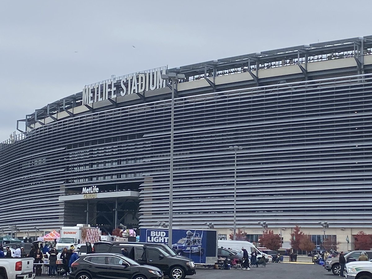 TracksideChef's tweet photo. Today’s tailgate https://t.co/TBM74KqI5n