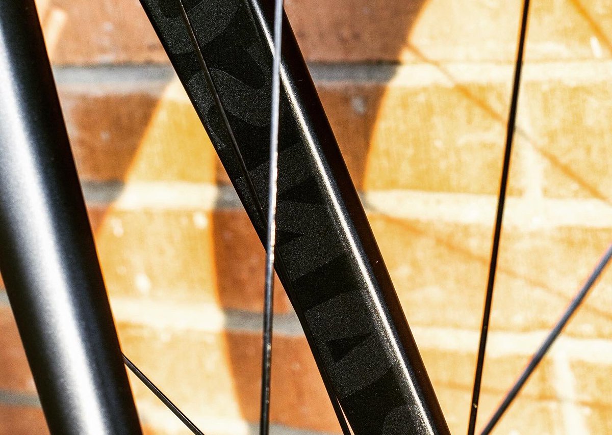 lascafrancesco's tweet photo. Restyling Fuji Transonic🤩
By 👨🏻🎨#robertomarchionne
#fujitransonic #restyling #mybike #ilovemybike #cycling #bikeporn #biketuning https://t.co/UiglgdEel7