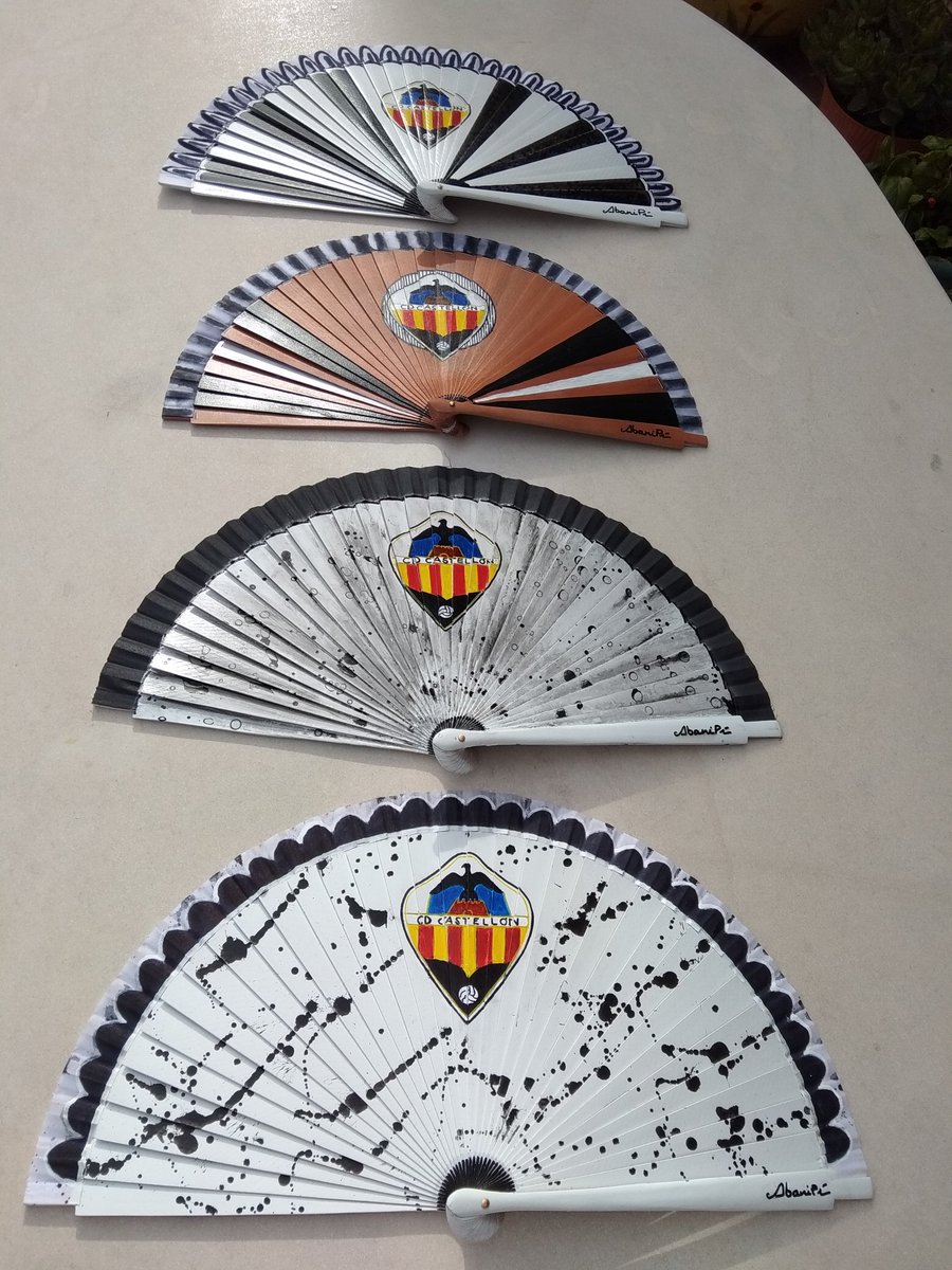 abanipi's tweet photo. Qué xulos para las tardes de sol de los amigos del #CD_Castellon, el #PPO, #CastaliaLleno, y para cualquier albinegro de corazón. https://t.co/evUC8hFtB9