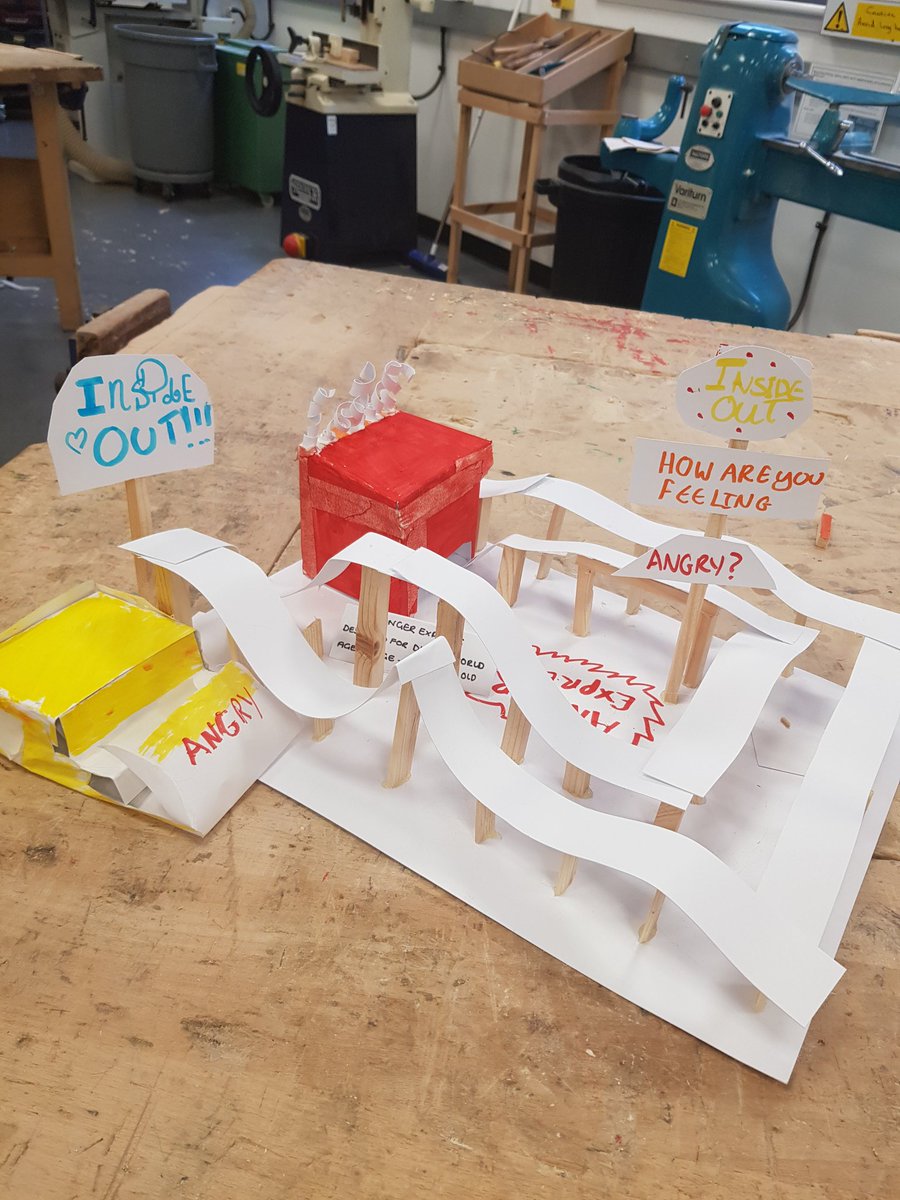 LgsTechnical's tweet photo. 'The Anger Express' by Ciaran and Lucy.
#S3rollercoasters #design #modelmaking https://t.co/ombNPsnFUh