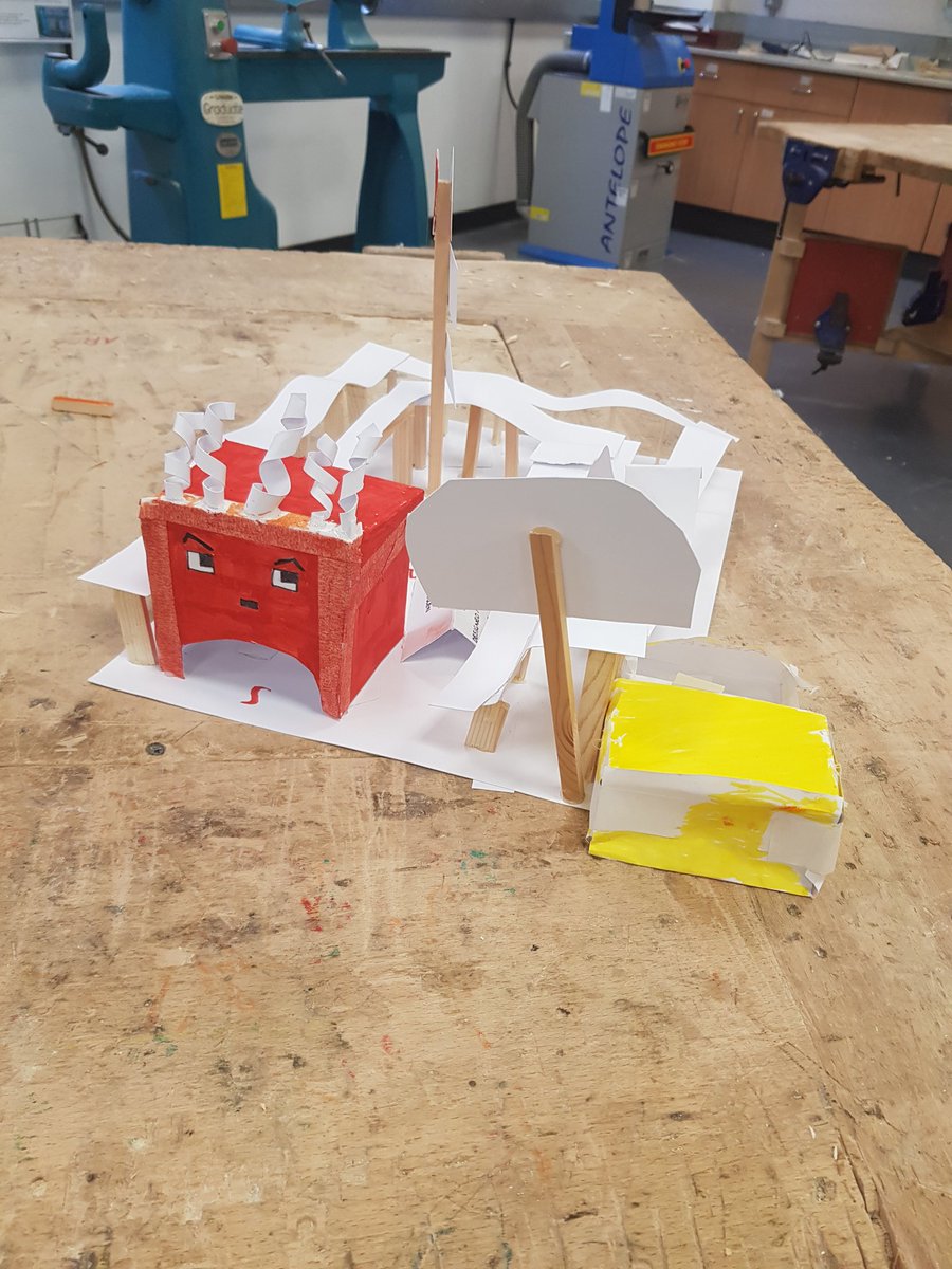 LgsTechnical's tweet photo. 'The Anger Express' by Ciaran and Lucy.
#S3rollercoasters #design #modelmaking https://t.co/ombNPsnFUh