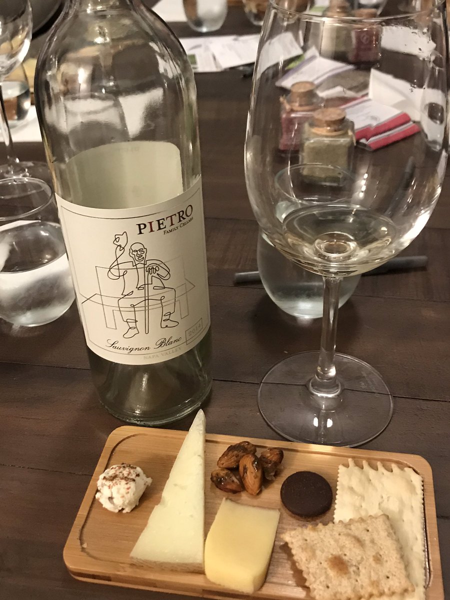 Belles2Badasses's tweet photo. Lovely evening at #perspectivecellars listening to the incomparable Gabrielle Leonhard O’Connell from Napa. Amazing wines! #sauvignonblanc #semillon #2014 #pietrofamilycellars #napavalley #oconnellfamilywines #fredericksburg #texas https://t.co/Q5cDF7nCtF
