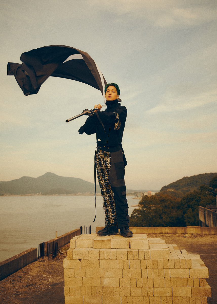 lo_exol's tweet photo. Who's this ? I only know #XEXO 's kaï 🔥🔥🔥
.
.
#exo #xexo #EXOvsXEXO #ObsessedWithKai #OBSESSION #EXODEUX #EXOISCOMING @exoonearewe @weareoneEXO https://t.co/1O8T6zKfIh
