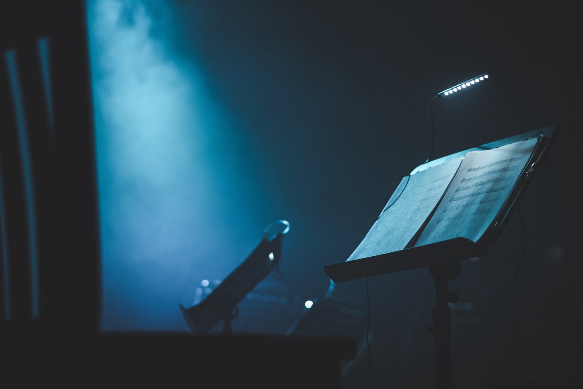 Da Agenda do MIC.PT: #Estreias de obras de Ângela da Ponte e Filipe Lopes · VII Festival Vertixe Sonora
12, 14 de #Novembro #Padrón #PalmaDeMallorca #Espanha
Mais info: mic.pt/noticias?where…
#ÂngelaDaPonte #FilipeLopes #Compositoras #Compositores #VertixeSonora