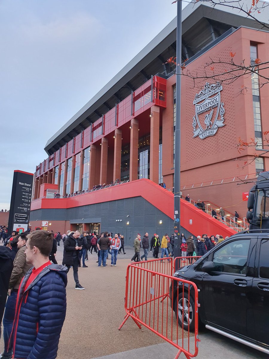 CamMurless's tweet photo. Just arrived at Anfield, looking forward to a big performance and a City win!! C'mon City!!! ⚽️ @ManCity #MCFC https://t.co/dr5Rh5Kr22