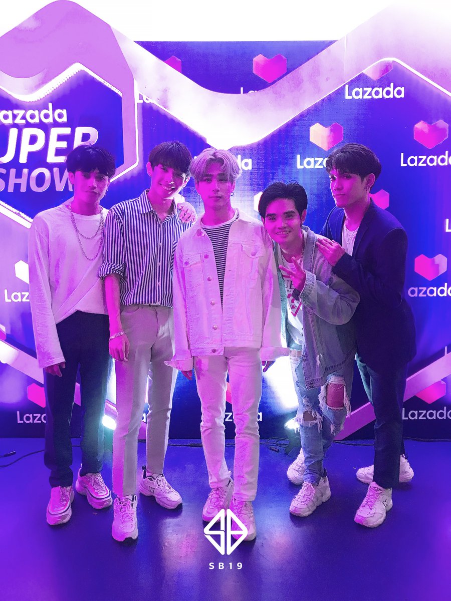 SB19Official's tweet photo. Sa lahat ng sumubaybay sa #LazadaSuperShowPH live, maraming salamat po! Thank you rin po sa Lazada for having us. We love you all! Goodnight ✨

A’TINxSB19 forever! 

#SB19onLazadaSuperShow #SB19 #SB19_JUSTIN #SB19_JOSH #SB19_SEJUN #SB19_KEN #SB19_STELL https://t.co/LkczxngCXW