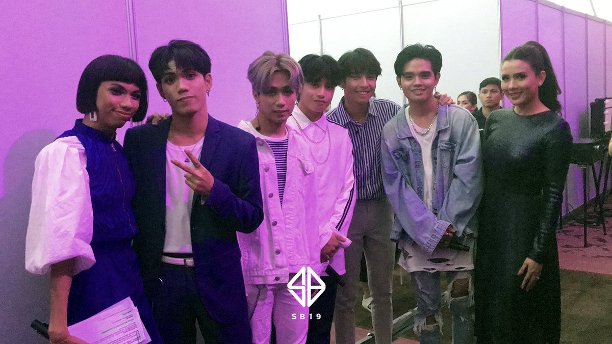 SB19Official's tweet photo. Sa lahat ng sumubaybay sa #LazadaSuperShowPH live, maraming salamat po! Thank you rin po sa Lazada for having us. We love you all! Goodnight ✨

A’TINxSB19 forever! 

#SB19onLazadaSuperShow #SB19 #SB19_JUSTIN #SB19_JOSH #SB19_SEJUN #SB19_KEN #SB19_STELL https://t.co/LkczxngCXW