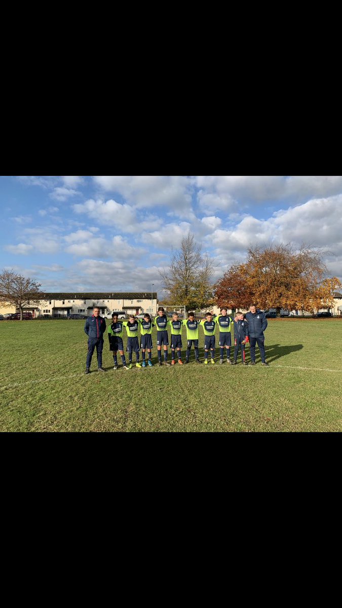 Cup game today, nice little touch from a players Nan making all the boys poppy armbands to wear #RemembranceSunday #LestWeForget #Respect #youthfootball #sundayleague