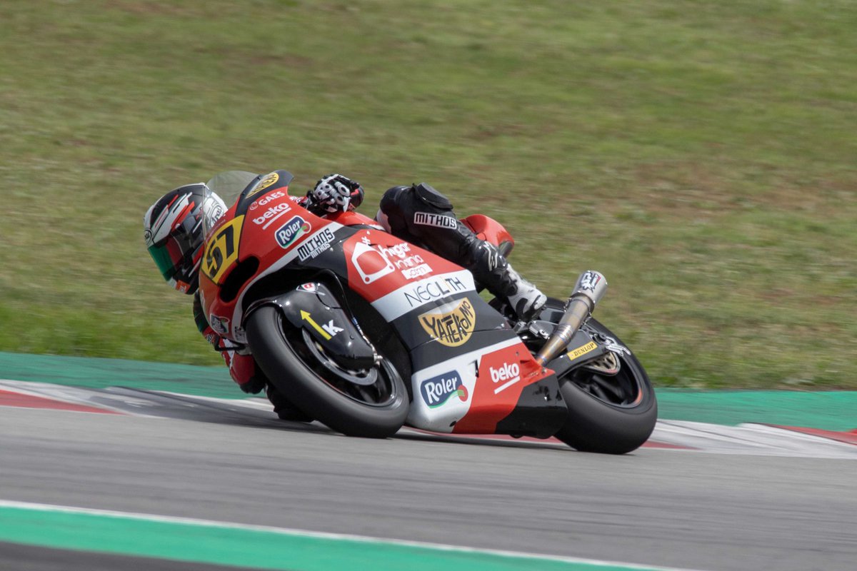 mlito13's tweet photo. #FIMCEVRepsol2019 Champions:🏁🍾🍾🍾
#Moto2 @edgarpons1 🇪🇸
#Moto3 @jeremyalcoba 🇪🇸
#ETC @IzanGuevara28 🇪🇸
#Valencia #Cheste #FIMCEVRepsol
#CircuitoRicardoTormo https://t.co/k8VgEOxZ7W