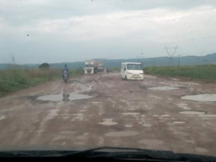AbdulrahmanIG's tweet photo. The Federal Gov't needs to understand that we are also a part of the country and #FixNumanToJalingoRoads 
Enough is Enough
Cc
@MBuhari 
@tundefashola https://t.co/C3VznlMkoQ