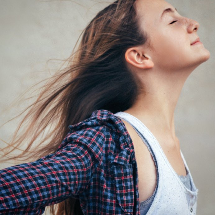 LiveSonima's tweet photo. Learn about the Vagus Nerve. Try this simple practice to nurture it. With daily practice you will notice a reduction in depression, stress & chronic pain!
https://t.co/hfdhdfJ1W9
#NationalStressAwarenessDay
#SundayMorning #SundayMotivation #mindfulness #sonima #livesonima https://t.co/cOezQ39zJn
