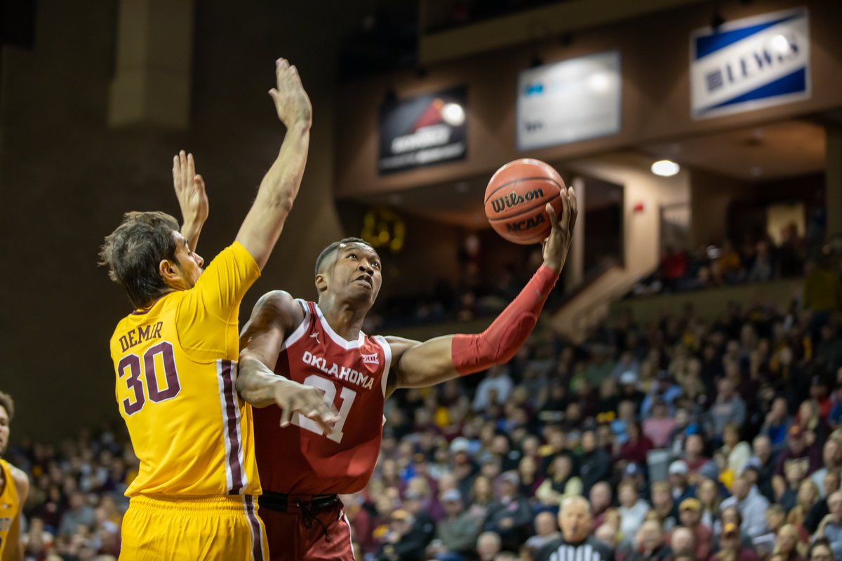 OU_MBBall's tweet photo. Busy watching 🏈 last night? We got you covered.

Recap, stats and highlights from last night's win against Minnesota.

➡️➡️➡️ https://t.co/H6BbC6f67e https://t.co/jzSIoGGhQM