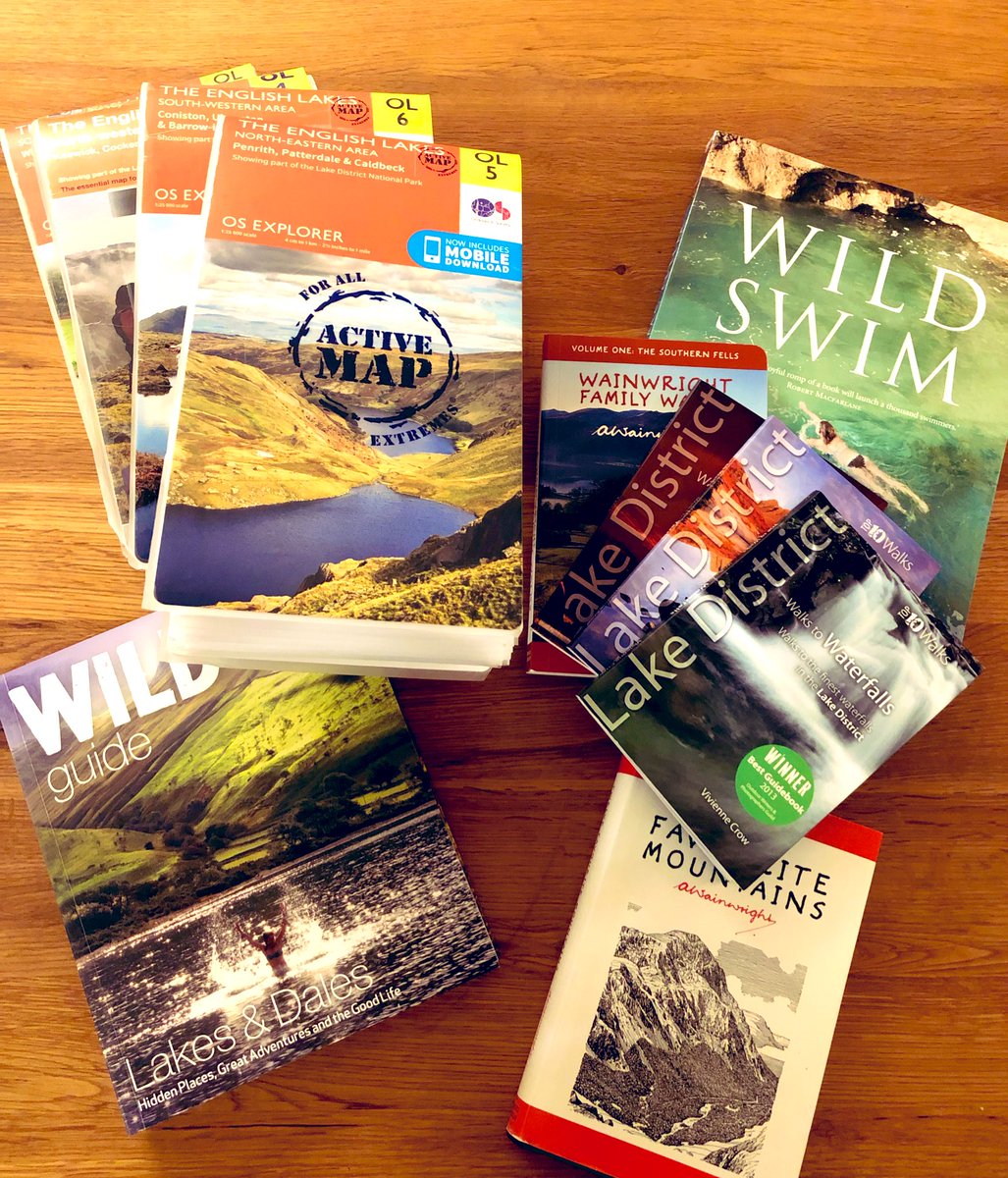 EmbobM's tweet image. Planning adventures... 🥰