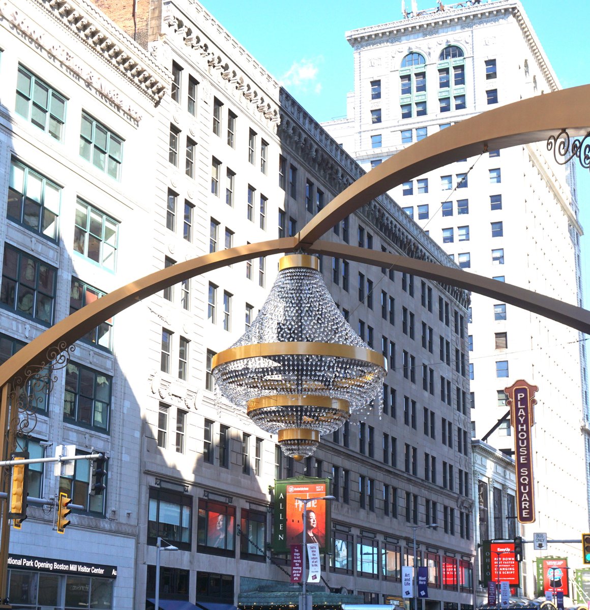 💡 Did you know: The <a href="/playhousesquare/">Playhouse Square</a> chandelier is "the largest permanent outdoor chandelier in the world?"

What's the last production that you saw at this famous arts center?