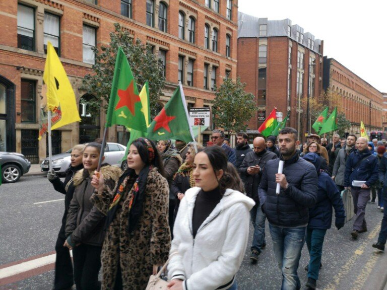 RISEUP4R0JAVA's tweet image. #Manchester , UK

Solidarity march for #RojavaResistance 

#riseup4rojava 
#WomenDefendRojava