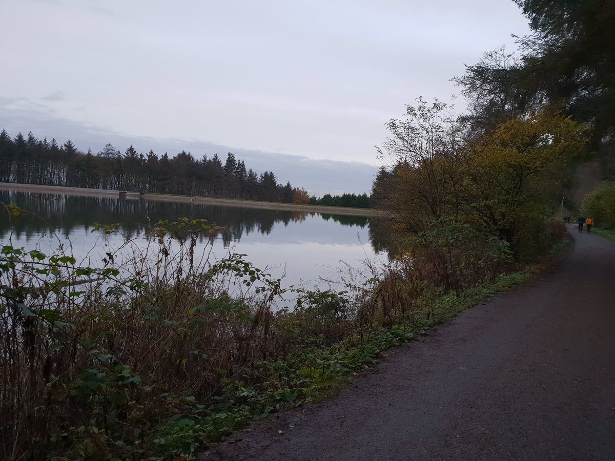 FH_Deborah's tweet image. Squeezed in a quick wander around Beecraigs Loch before dark and before Strictly! #Sunday #StepCountChallenge #TeamFoxTrot