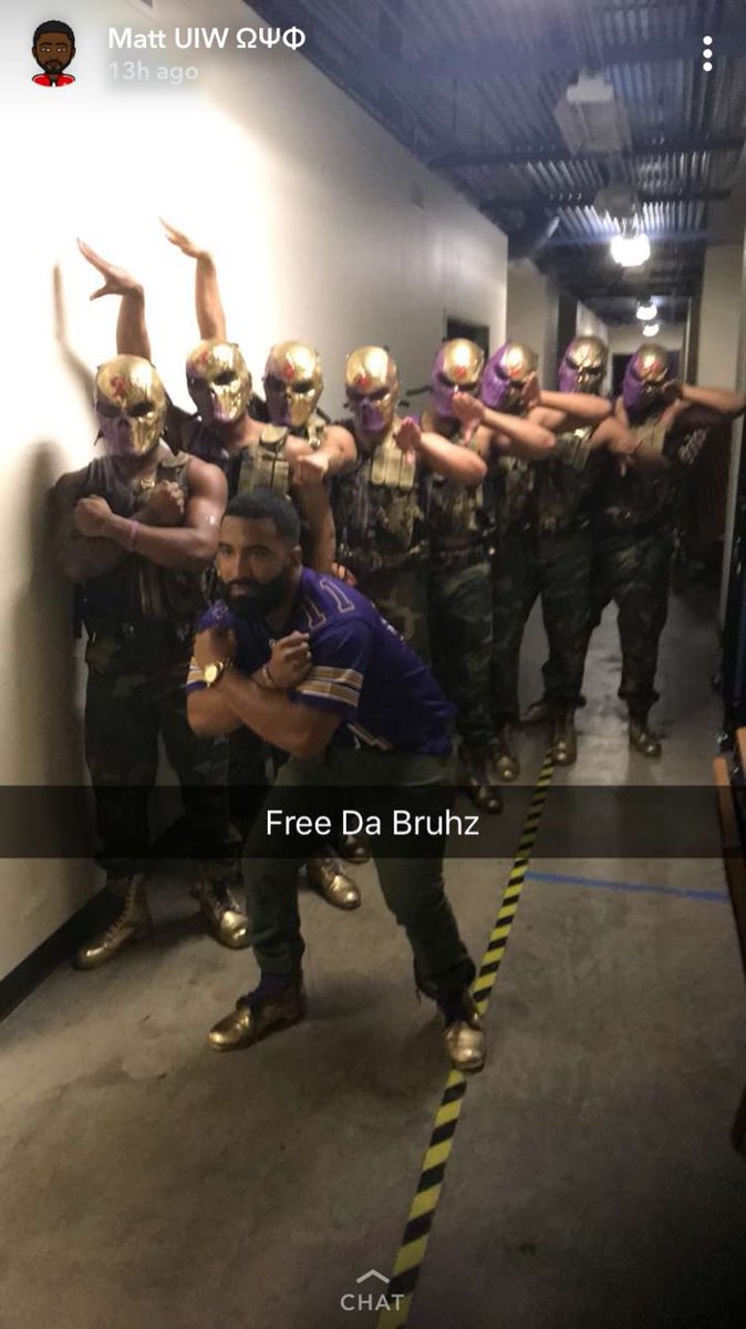 Wizowskiiii's tweet photo. Happy Que Day LB's !! Love y'all boys!!!⚡️Terrible 2's 😈 #AlmightyADL https://t.co/DqQWyCFTHd
