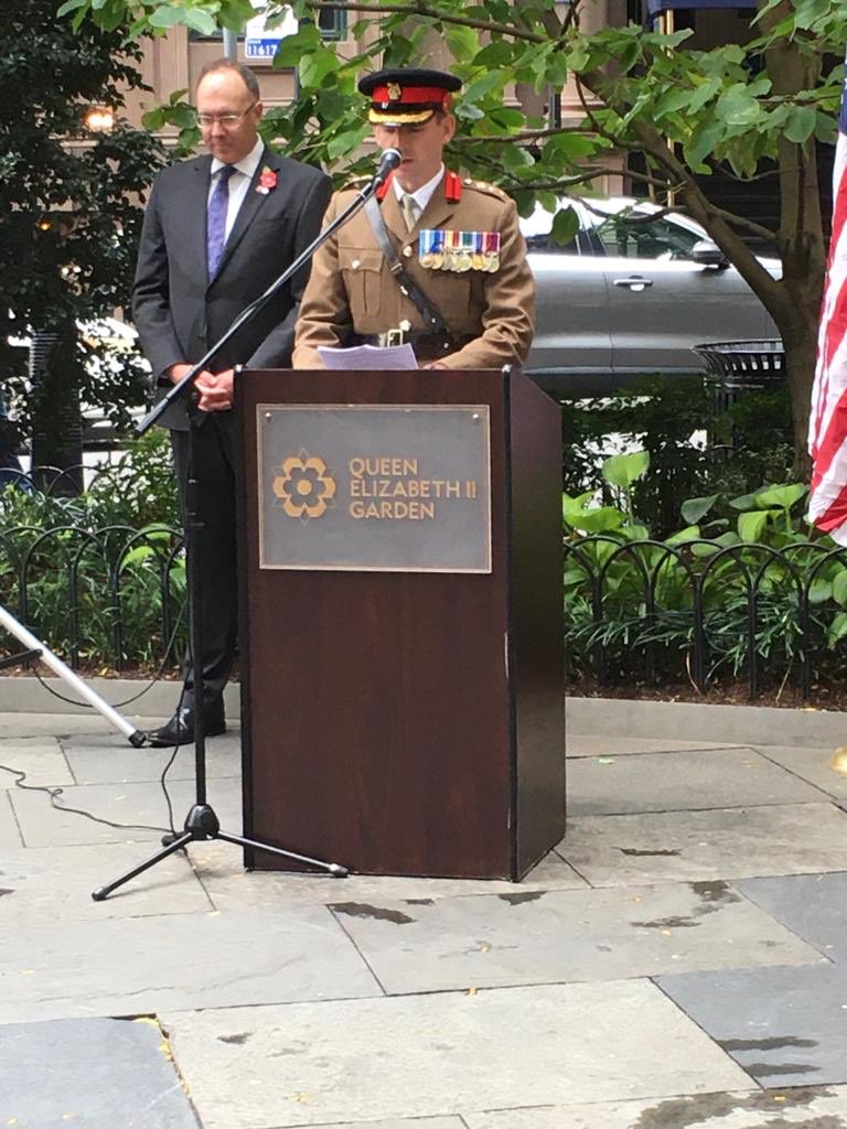 UKMilAd_UN's tweet image. A beautiful Remembrance service @QEIIGarden with @UKinNewYork great turnout in the bracing weather: 🇺🇸🇬🇧🇦🇺🇨🇦 @orncgreenwich @SGS_NY @UKdefUS @AFF_Team and many others. Thankyou 🇬🇧@UNPeacekeeping &amp;amp; representatives @ComdtRCDS.  @CanadaUN @AustraliaUN @wabbey @VeteransGovUK