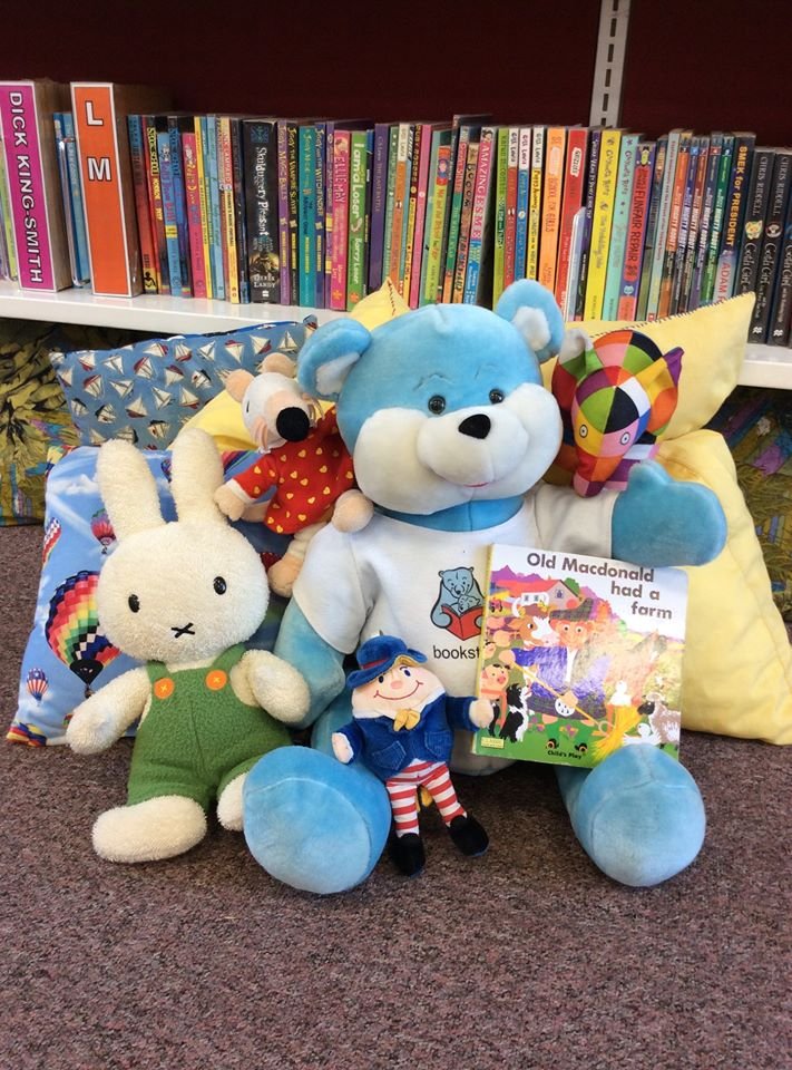 cambslib's tweet photo. Storytime at Buckden Library this coming Tuesday 12 November - 2.15pm. Join us for rhymes and stories for babies and pre-school aged children who must be accompanied by an adult. Free event, but donations always welcome! #buckdenlibrary #storiesinlibraries #storytime #rhymetime https://t.co/wG1YHaFTgm
