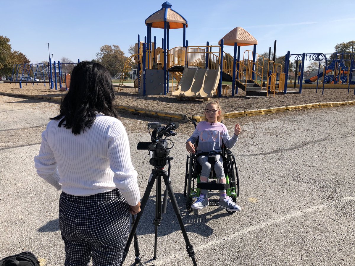 WSDinfo's tweet photo. Melody is a 5th grader ⁦@HeritageInt⁩ and she is on a mission to raise money for adaptive playground equipment at her school. Watch the story by ⁦@JustinaCoronel⁩ tonight at 5 on ⁦@ksdknews⁩. #WSDproud https://t.co/INJhPHpJH7