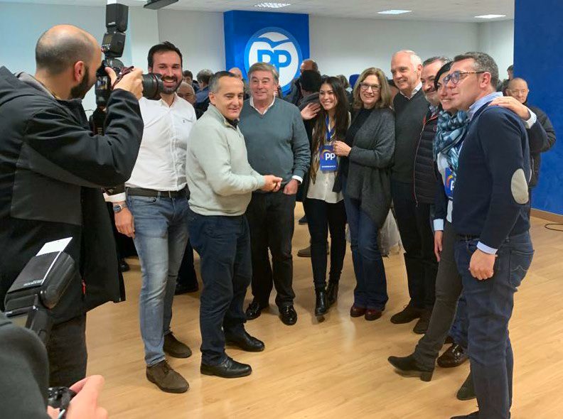 PPdeLugo's tweet photo. 🔵 O @PPdeLugo gañou outra vez as eleccións na provincia. Grazas aos 68.000 lucenses que confiaron en nós.

Obtivemos 11.000 votos máis que a segunda forza politica e incrementamos o noso apoio en máis de 6 puntos https://t.co/XJuNhodUA1