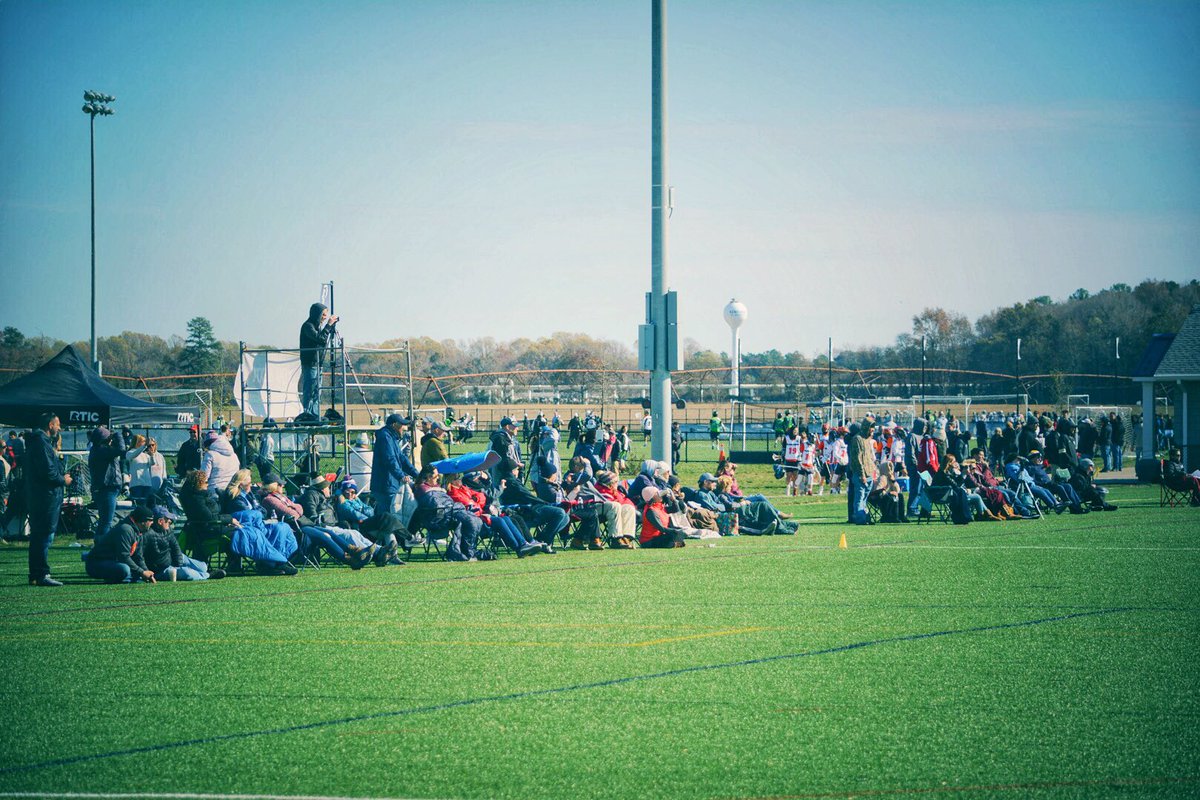 3dLacrosse's tweet photo. Thanks to all the teams and college coaches, along with the many families, who attended the #FLGin3d Fall Shootout! And thank you to @de_turf for being excellent hosts this weekend! #3dlaxevents #getbetter (📷: Casey Vock) https://t.co/EKJGnF8cRH
