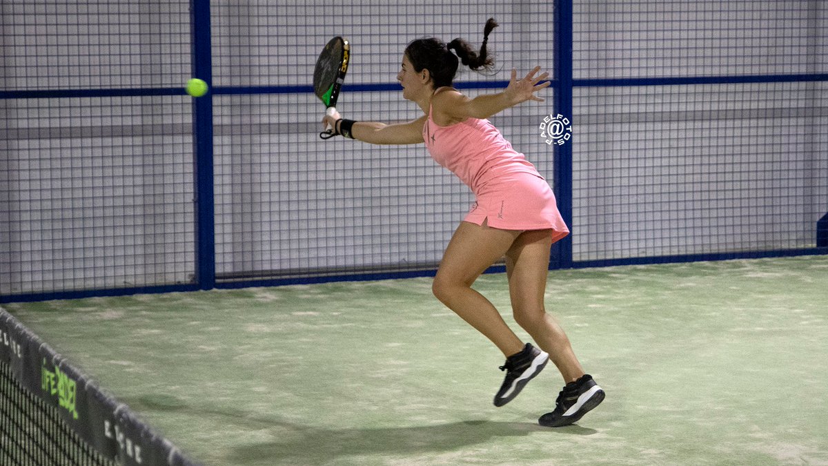 📸 Fotogalería de Bárbara Las Heras durante el pasado #FIPStarOroElche 

#PadelFemenino #Padel