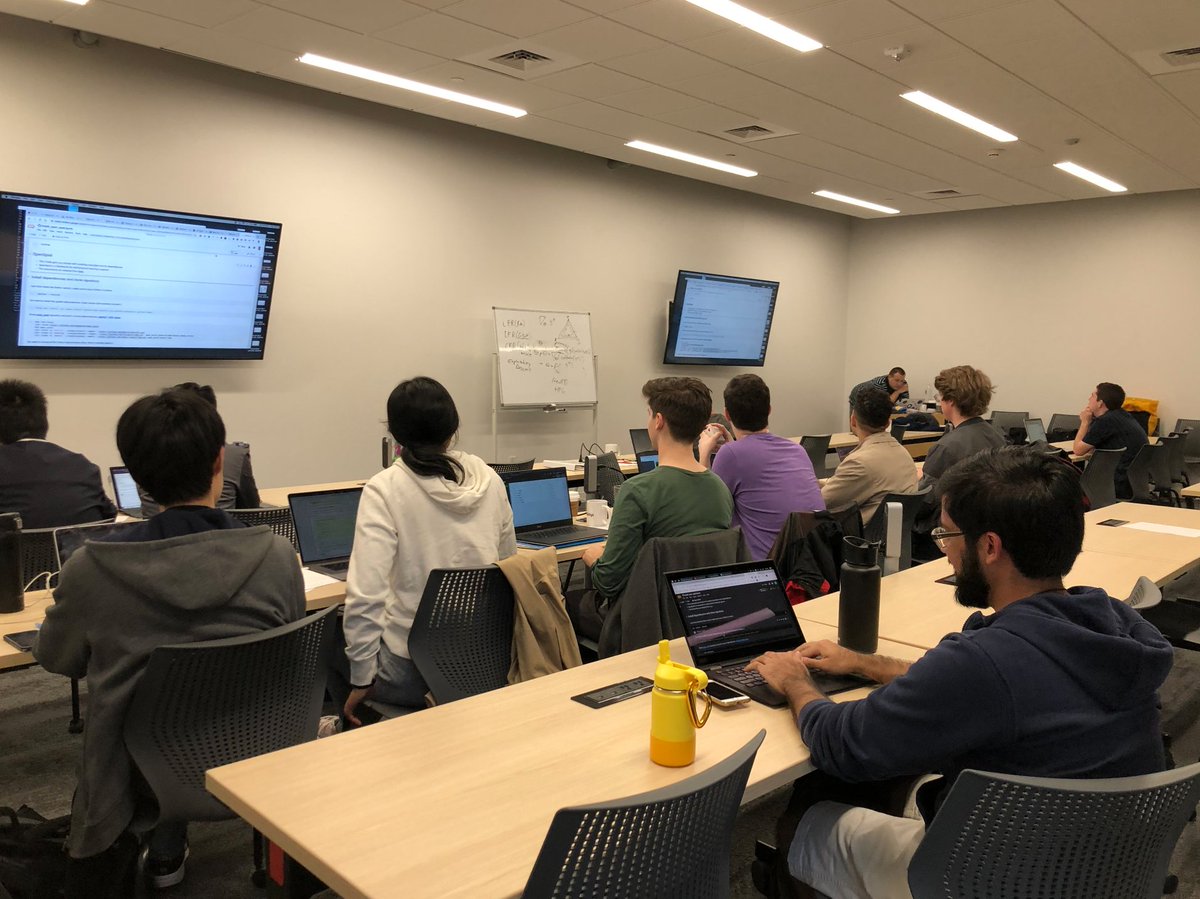 LaberLabs's tweet photo. What a pleasure it was to have you teach a workshop to our students, Marc!! Lots of great discussion on multiagent learning 🤩 https://t.co/cmLKpFASrh