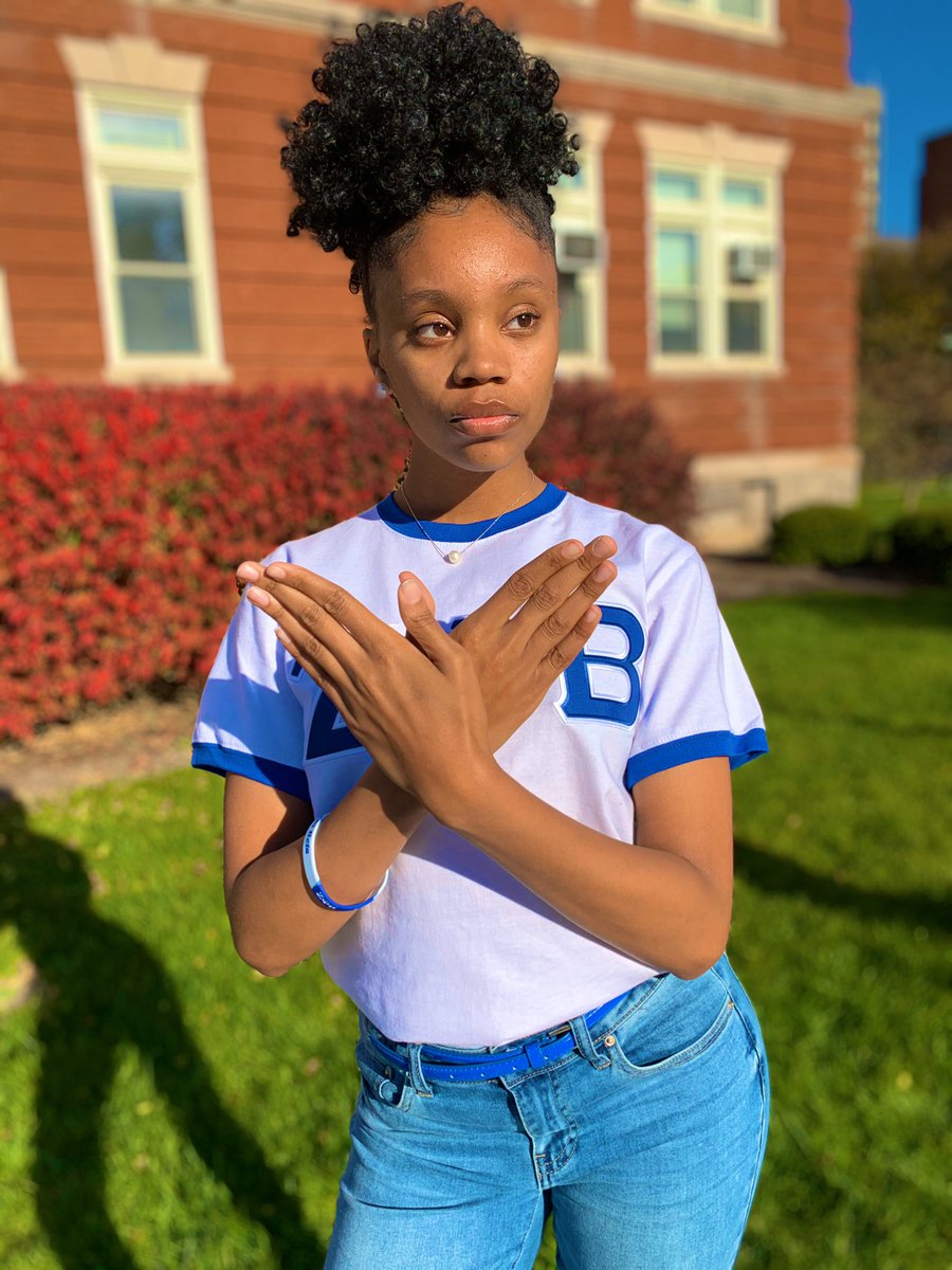 im_ariannaa's tweet photo. Sweeeeeetttttttt Zeta 💙🕊💙🕊 #ZetaPhiBeta #ZPhiB #FinerWomanhood https://t.co/5n7vys65q1