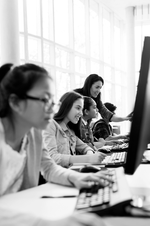 McKinsey_MGI's tweet photo. "Companies have a major role to play in developing 21st-century skills and implementing more innovative hiring practices in their communities and across the country," explains Liz Hilton Segel, 
McKinsey Managing Partner for North America https://t.co/DsdC1cDVR9 #NationalSTEMDay https://t.co/FRqydkcfoy