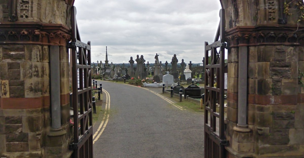 Milltown Cemetery. September 2011.