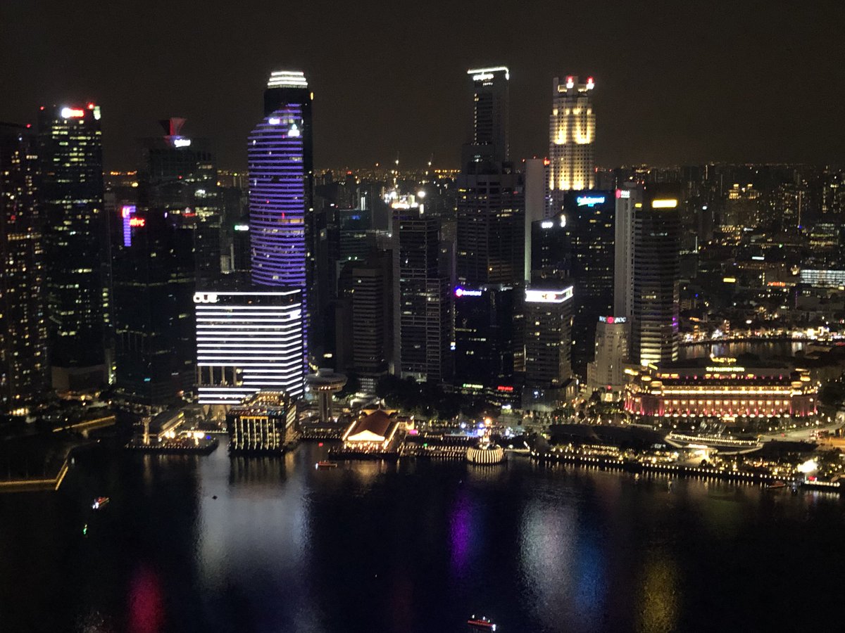 MinBZK's tweet photo. Samen met een delegatie van zestig personen uit bedrijfsleven en overheid is minister @RaymondKnops deze week in Singapore om de 'Singapore Week of Innovation' en het 'Fintech Festival' te bezoeken. #digimissie https://t.co/qtfOMvtZrF