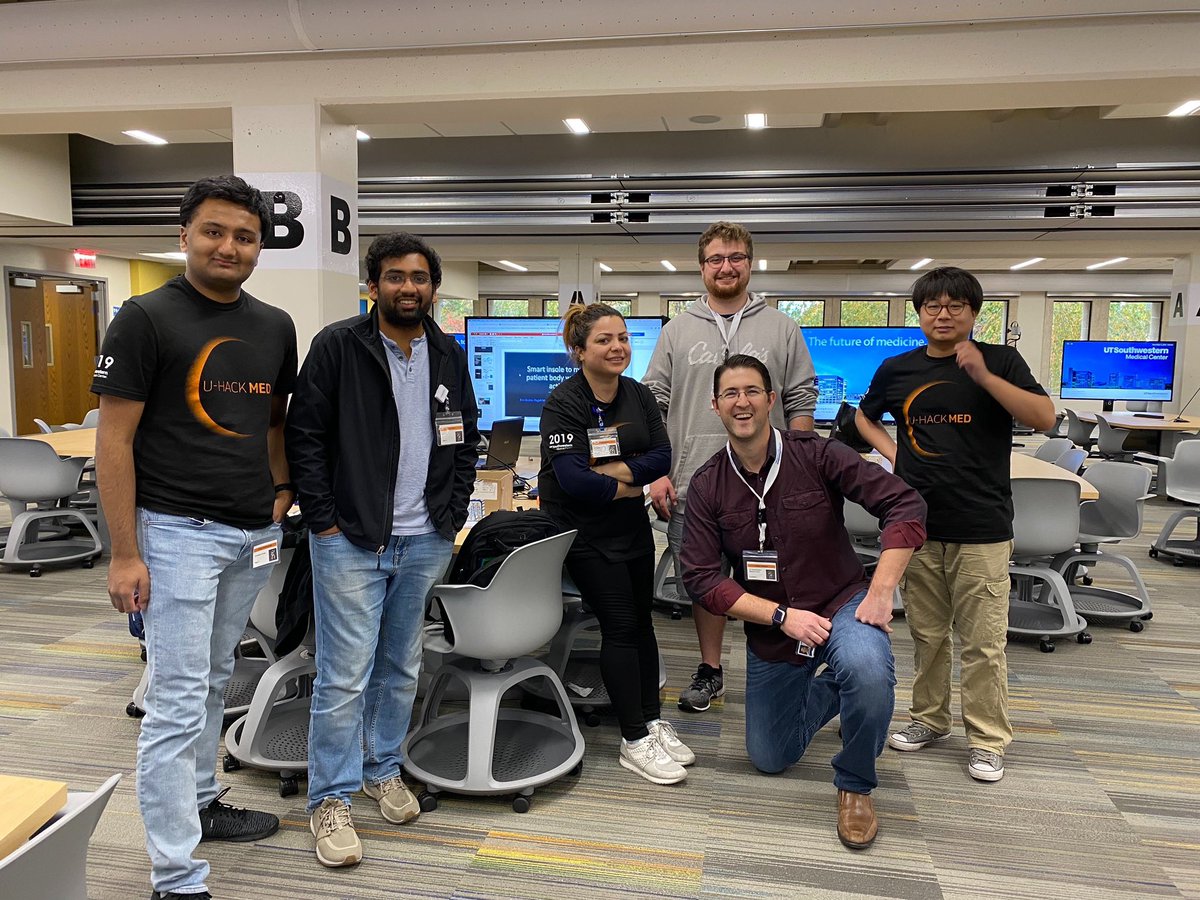 pegah2012's tweet photo. Team 3 - ready for presenting front of judges  ✌️ #uhackmed #uhackmed2019 #Bioinformatics #markIIIsystem https://t.co/Hl2KK71TqS