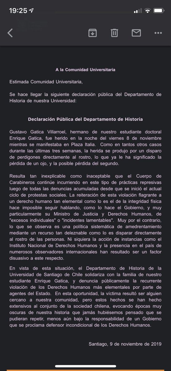 jromero_usach's tweet photo. Que paren de dispararle balines y quitarle la vista a los ciudadanos. NO estamos en guerra, pero en pocos días ya tenemos más gente herida a la vista que en muchas guerras modernas. Esto solo tiene un propósito claro: generar miedo https://t.co/UE2FyUizA6