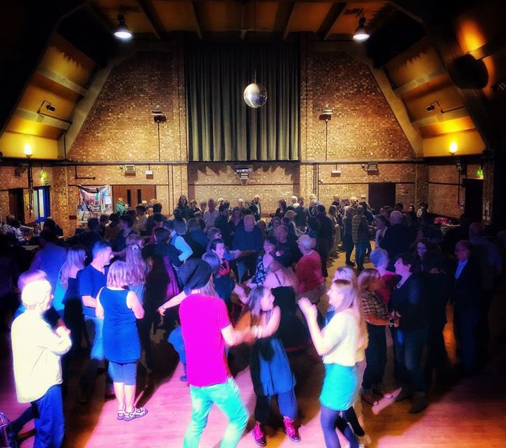 Stumpy Oak (@stumpyoak) on Twitter photo Wow! An almost 200-strong ceilidh spectacular in Woodbridge last night in aid of <a href="/Project21uk/">Project 21</a>... Wow! An almost 200-strong ceilidh spectacular in Woodbridge last night in aid of <a href="/Project21uk/">Project 21</a>...