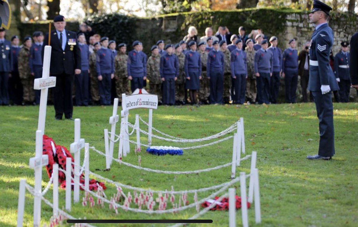 runozrun's tweet image. A Proud day on parade and laying a #poppy wreath to honour all those who have served throughout the years, #WeWillRememberThem. @171Christchurch @RAF_Cosford @PoppyDorsetRBL @Bournemouthecho @PoppyLegion