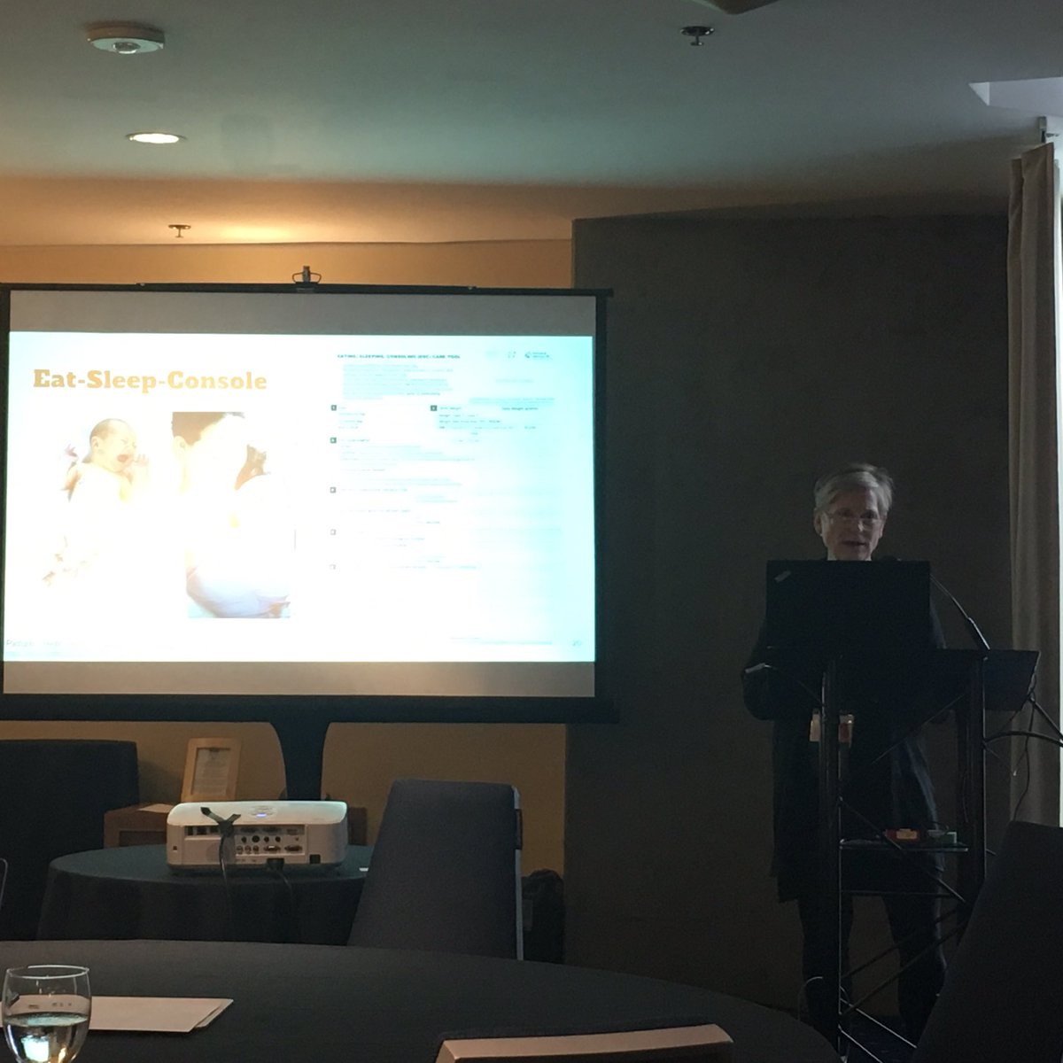 NancyYHZ's tweet photo. Great review of supporting families with NAS/NOWS in postpartum at Fir.@CAPWHN #capwhn2019 https://t.co/JgIMNF51JH