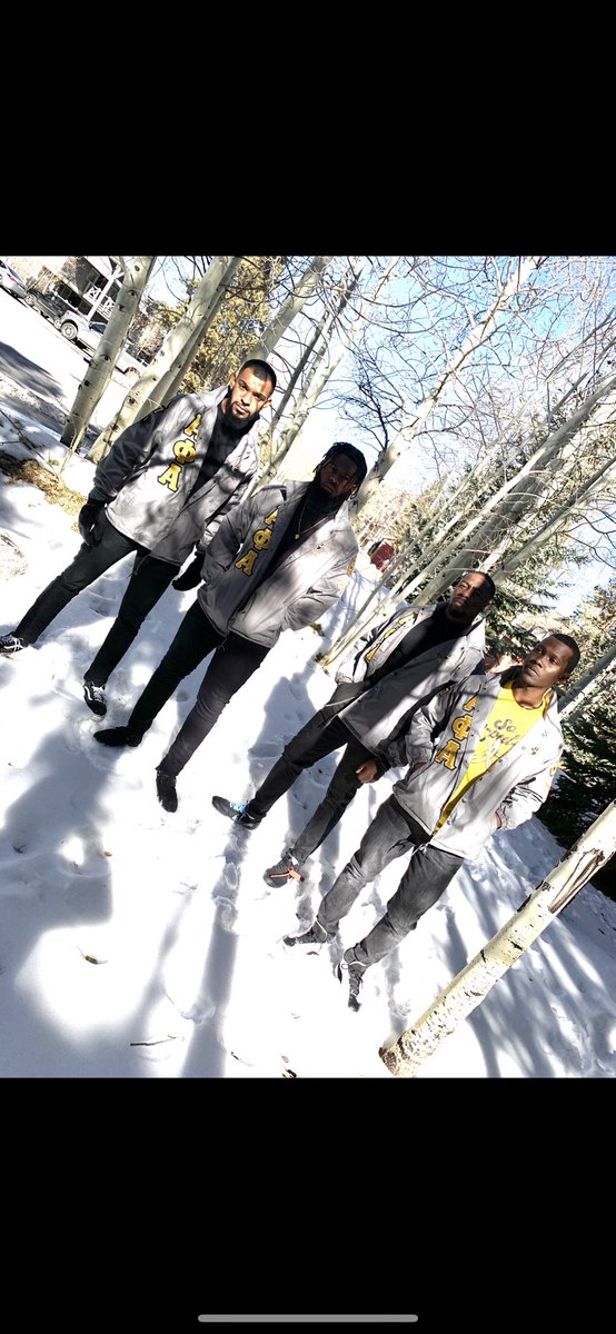 _staylavishh's tweet image. If you rock how I'm rockin', and you my lil' partner, I got you, you just like my brother 💯

#56NightsCrazy #2yearsin #Knowtherealmeaning