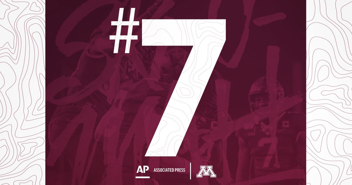 #Gophers ranked No. 7 in latest <a href="/AP_Top25/">AP Top 25</a>. Highest ranking for Minnesota since 1962. 

z.umn.edu/51iv

#SkiUMay // #RTB