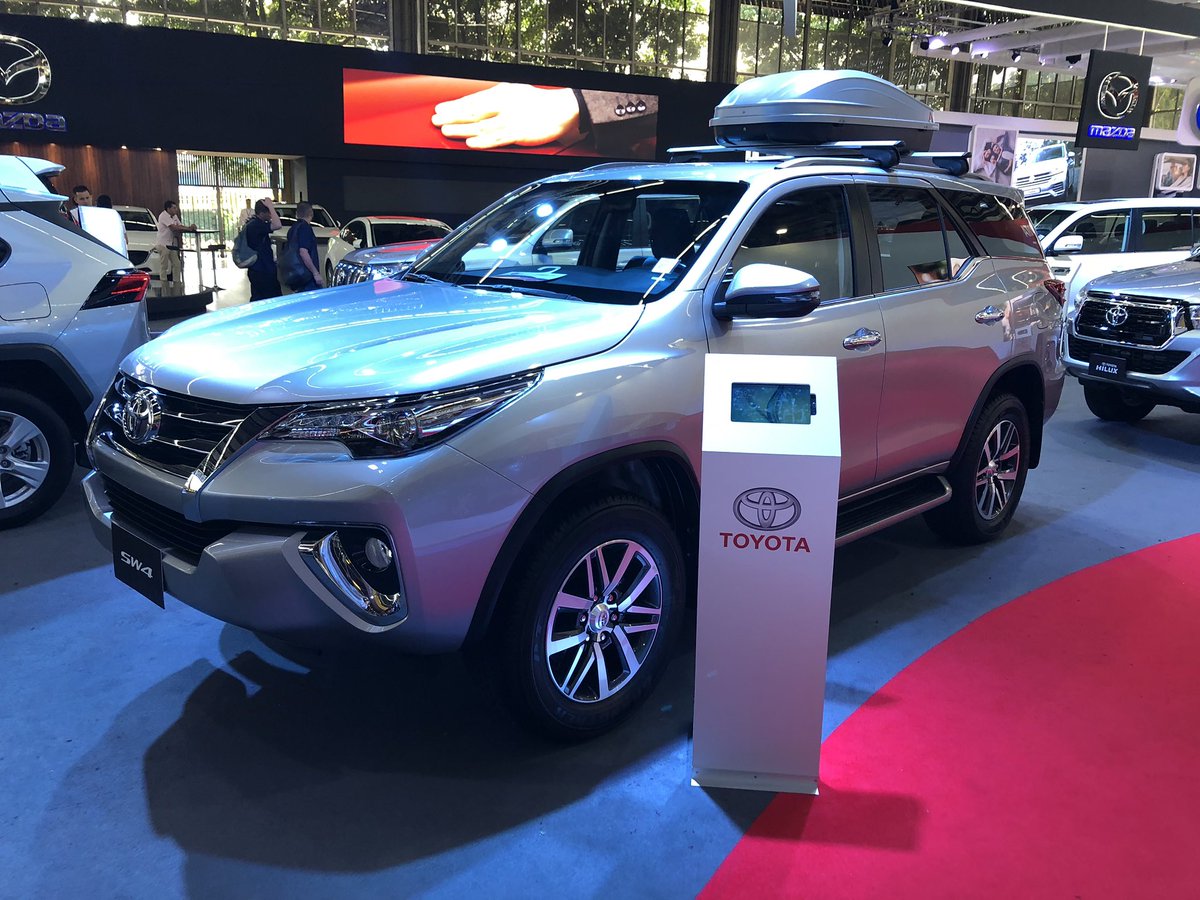 ExpoCarAnt's tweet photo. En @toyotacolombia no sabrías cuál elegir, así que ven y pruébalos todos en #expocar2019 ¡quedan pocas horas! https://t.co/QyDk8Bd7Ad